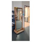 FULL LENGTH MIRROR  ON WHEELS.
