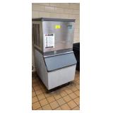 SCOTSMAN ICE MACHINE