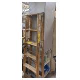6 FT WOOD LADDER