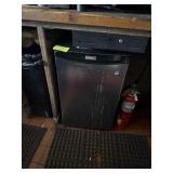UNDERBAR MINI FRIDGE