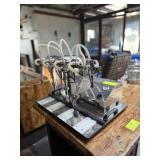 VACUUM FILLING MACHINE