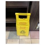 WET FLOOR SIGN