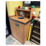 WOODEN TRASH / TRAY STATION