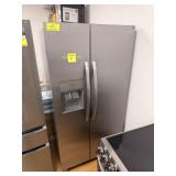 Frigidaire	Frigidaire 36" Side By Side Fridge
