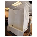 SHOWER SET - WALLS AND BATH TUB