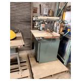 BLACK AND DECKER SAW