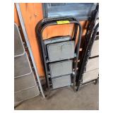 STEP STOOL