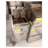 AVANTCO DEEP FRYER
