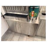 SS SERVICE CABINET