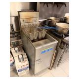 PITCO FRYER - MODEL 35C +