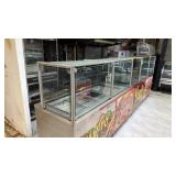 Commercial Glass Food Display Counter Sneeze