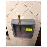 Safety Knife Station