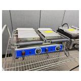 Globe GSGDUEL10 Panini Grill