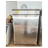 Continental Refrigerator Model 2R-F