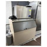 MANITWOC ICE MACHINE
