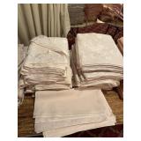 WHITE LINEN - TABLE CLOTH / NAPKINS
