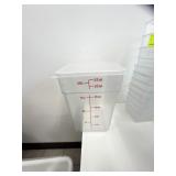 Cambro 22 Quart Polycarbonate Food Storage