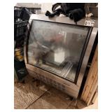 OMCAN CURVED GLASS DELI CASE