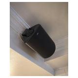 Focal wall-mounted speaker
