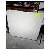 WHITE FOLDING TABLE