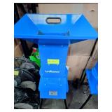 LANDWORKS MULCHER AND SHREDDER