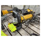 DEWALT DWE43131 5" Angle Grinder