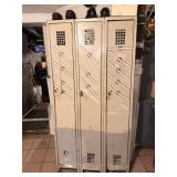 SET OF LOCKERS