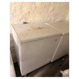 CHEST FREEZER