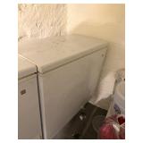 CHEST FREEZER
