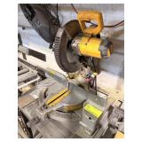 DEWALT TABLE SAW