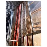 ALUMINUM LADDER