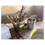 LOT OF KITCHEN