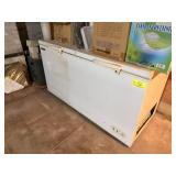 CHEST FREEZER