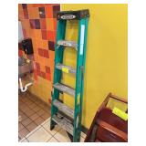 Werner Fiberglass Step Ladder 6 Foot