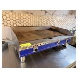 GLOBE FLAT GRIDDLE COUNTERTOP