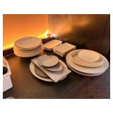 ASSORTED PLATTERS / PLATES
