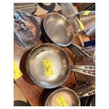 VOLLRATH FRY PANS