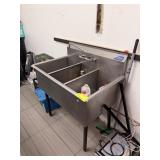 L & J SS 3 COMPARTMENT SINK