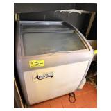 Avantco Chest Freezer