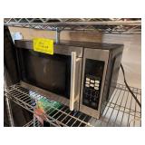 BLACK+DECKER Microwave