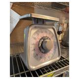 Taylor Mechanical Kitchen Scale 32oz Capacity