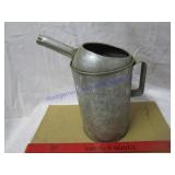 METAL OIL CAN