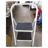 STEP STOOL