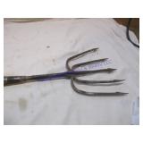 FISH SPEAR