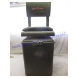 BUD FISHING STOOL