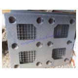 PLASTIC PALLETS