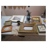 PICTURES & FRAMES