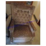 ROCKER RECLINER CHAIR