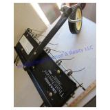 SNAPPER THATCHERIZER