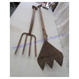 OLD SYTHE-TATOR FORK